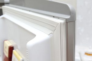 Hở gioăng tủ lạnh và cách sửa tại nhà