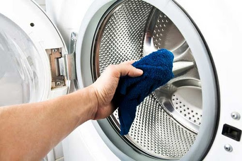 Cách vệ sinh máy giặt cửa trước electrolux- vệ sinh lồng máy giặt 