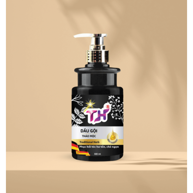 Dầu gội thảo mộc TH 500ml Chai Pét tròn đen mới