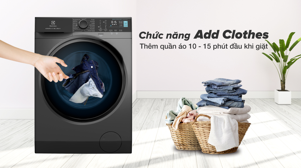 Chức năng thêm quần áo khi đang giặt tiện lợi trên máy giặt EWF8024P5SB