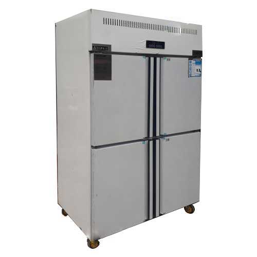 Tủ đông inox TD-1000L4N1Mv3 có 4 cánh
