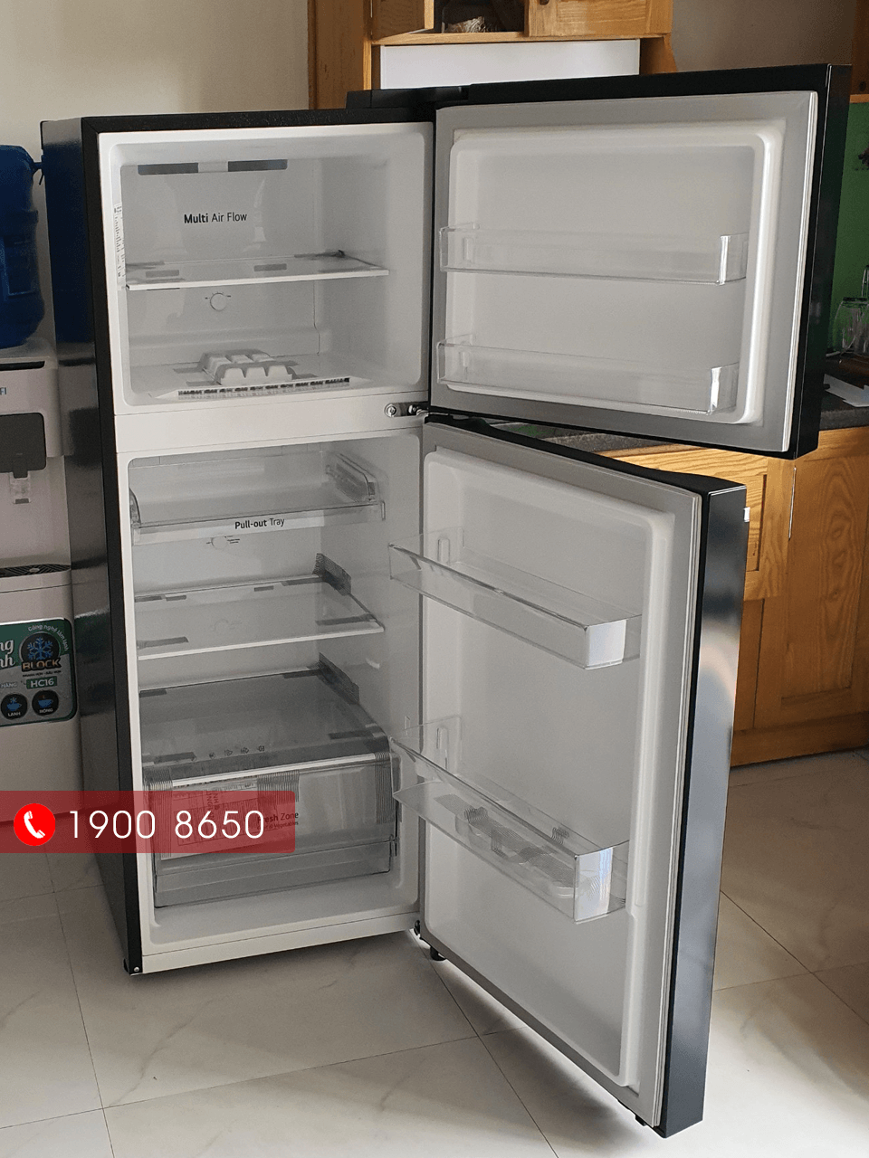 Khay chứa tủ lạnh LG 235 lít GV-B212WB bằng kính chịu lực bền bỉ