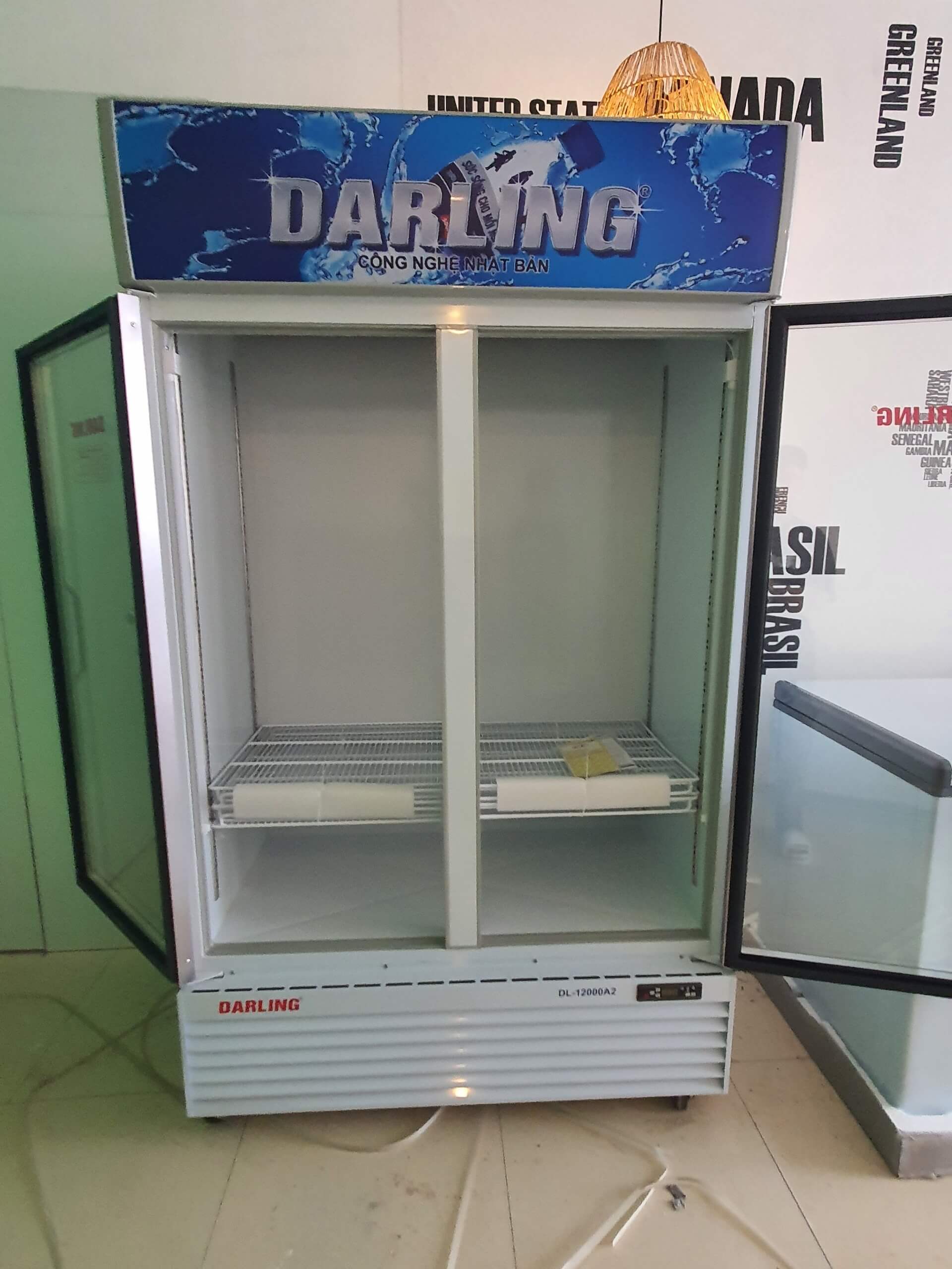 Hình ảnh thực tế tủ mát Darling DL-12000A2 1100 lít